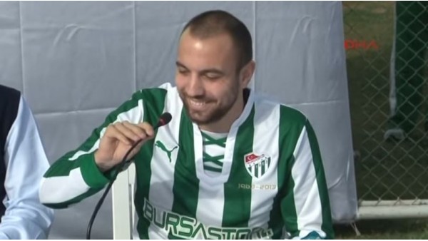 Sercan Yıldırım'a neden tepki gösteriliyor