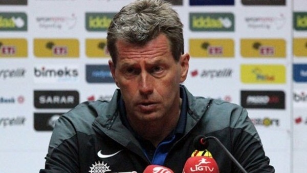 Skibbe: 'Kırmızı kartla şansımızı yitirdik'