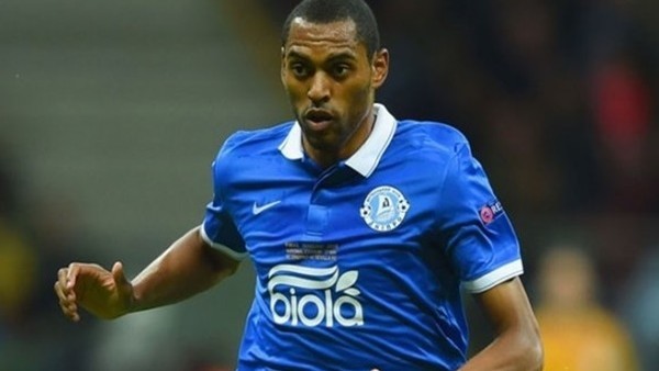 Cimbom, Douglas Transferinde Geri Adım Attı