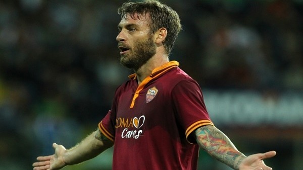 De Rossi kendinden geçti