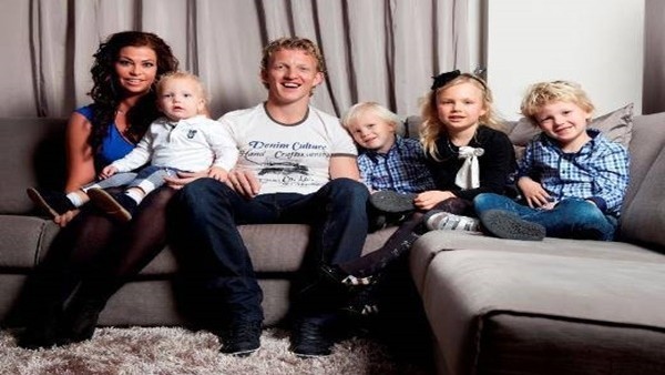 Kuyt ailesinin keyfi yerinde