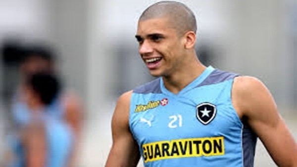 Trabzonspor'dan Beşiktaş'a transfer çalımı