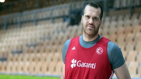 Oğuz Savaş: 'Neredeyse bütün takımlar madalya adayı'