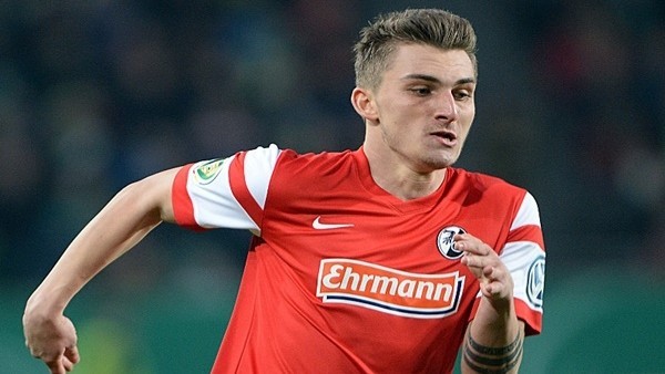 Genç İtalyan'dan muhteşem frikik