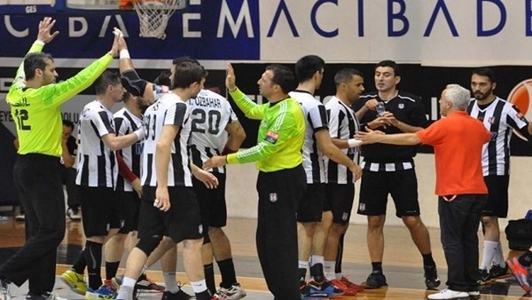 Salonda ekol Beşiktaş Hentbol