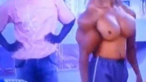 Vücut geliştirmeyi fena abarttı!