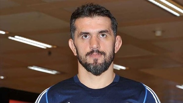 Selçuk Çebi güreş tarihine geçti