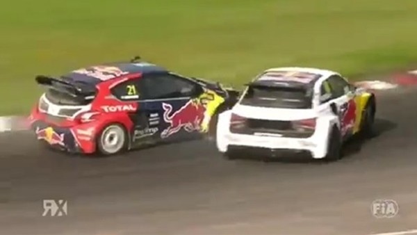 Babasının öldüğü virajda kaza yaptı