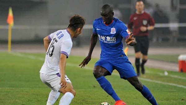 Demba Ba attı ama yetmedi...