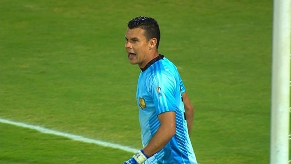 Osvaldo Cabral kalesini gole kapattı