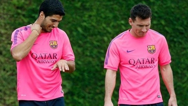 Luis Suarez'den eşek şakası