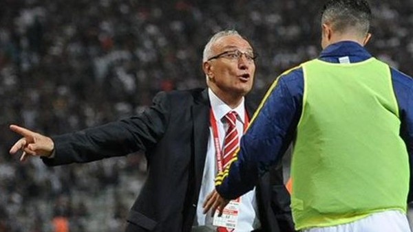 Nezir Aydın: 'Van Persie çok sinirliydi'