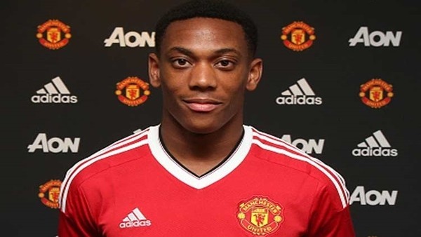 Anthony Martial: 'ManU'da oynamak büyük gurur'