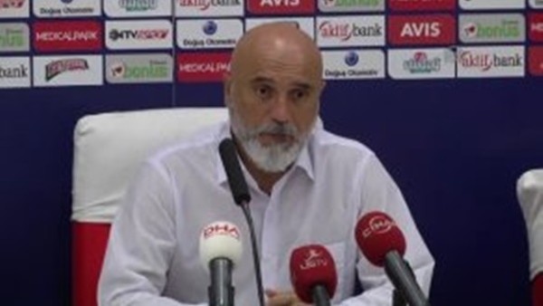 Hikmet Karaman: 'Ligde namağlup tek takım kaldık'