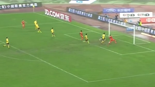 Böyle gol kaçırma görülmedi