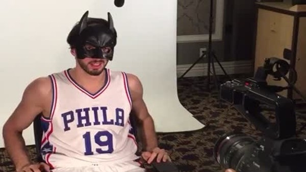 Türk yıldız ABD'de Batman oldu