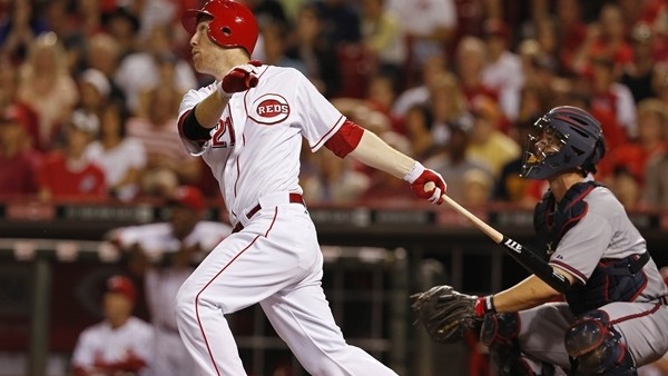 O topu takım arkadaşı da onu tuttu