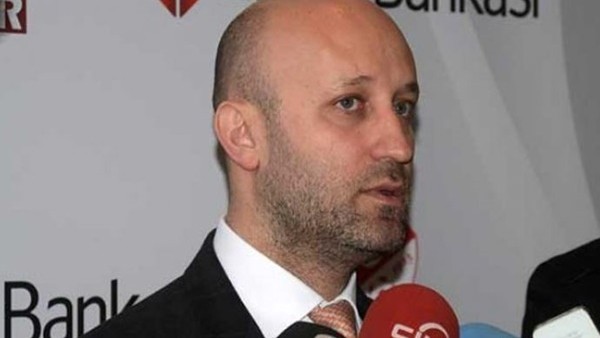 Cenk Ergün'den Sneijder müjdesi