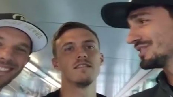 Podolski'den Türkçe küfür