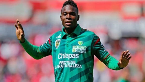 Havada asılı kaldı! Muhteşem röveşata...