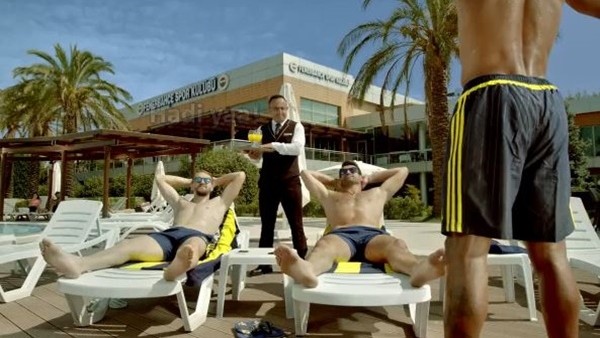 Fenerbahçe'den yeni Yandex reklamı