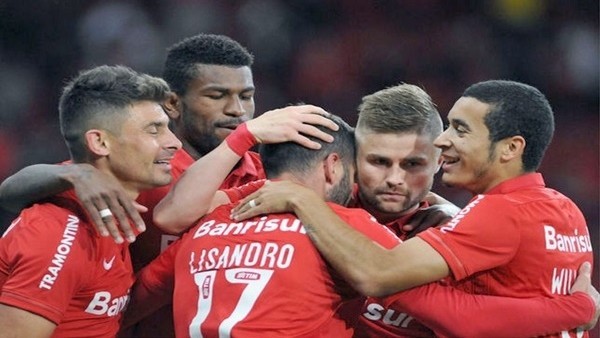 Internacional 6-0 Vasco - Maç Özeti (3.9.2015)