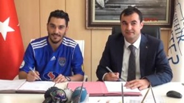Gaziantep Büyükşehir Belediyespor'a Murat Yıldırım'dan imza
