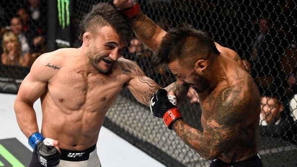 UFC'de nefes kesen maç