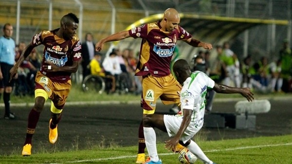 Topun gelişine öyle bir vurdu ki...