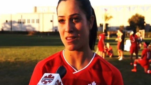 En güzel 10 kadın futbolcu