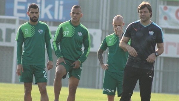 Bursaspor'da tek çalışma