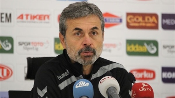 Aykut Kocaman: 'Önümüzdeki haftalar için moral kazandık'