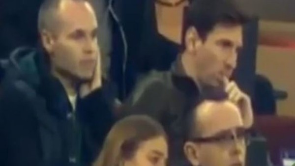 Messi ve İniesta yerinde duramadı