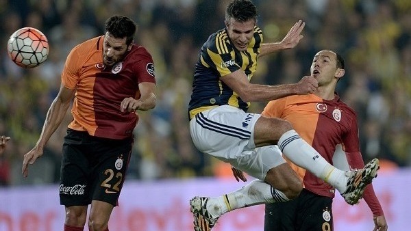 Fenerbahçe Galatasaray maçından objektiflere yansıyanlar