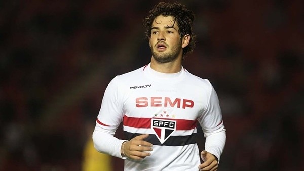 Alexandre Pato'dan harika bir gol