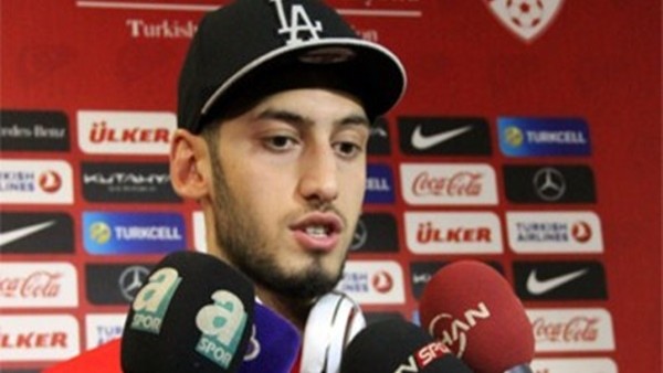 Hakan Çalhanoğlu: 'Selçuk ağabey de bu işin ustası'