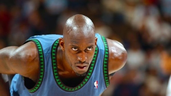 Kevin Garnett'ın kariyerindeki ilk 20 sayılık performansı