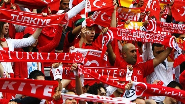 Türkiye-İzlanda maçında stada el ve sırt çantası alınmayacak