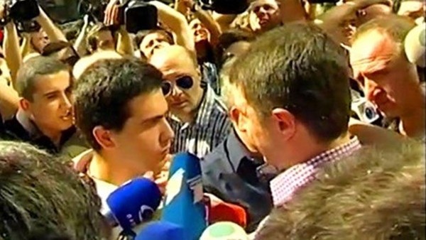 Şota ülkesinde saldırıya uğradı!