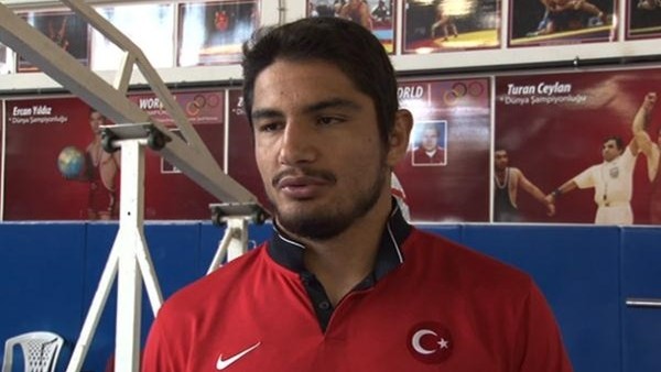 Dünya Şampiyonu Taha Akgül'e memleketi Sivas'ta coşkulu karşılama