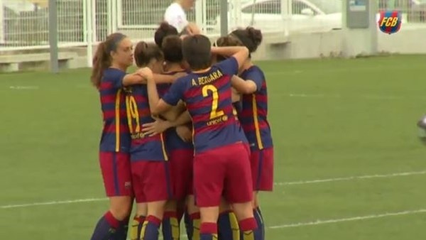 Barcelona'nın kadın futbol takımı göz kamaştırdı