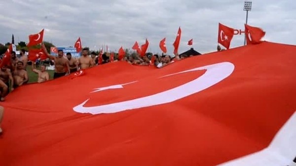 Mersin Altın Kemer yağlı güreşlerinde başpehlivan Kaya oldu