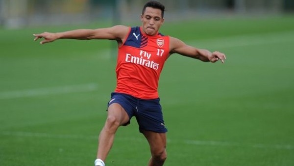 Alexis Sanchez Isınıyor