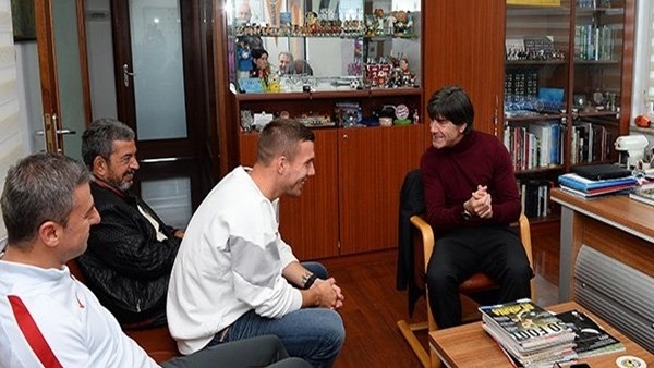 Löw ile Hamzaoğlu Florya'da buluştu