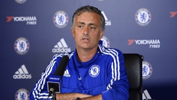 Mourinho Yine Yaptı Yapacağını