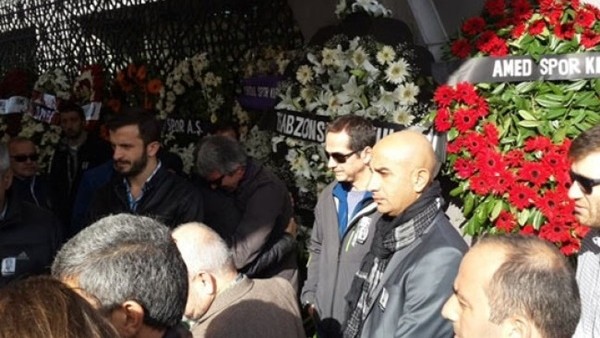 Turhan Özyazanlar Son Yolculuğuna Uğurlandı