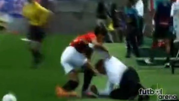 Oyuncusu tarafından nakavt oldu