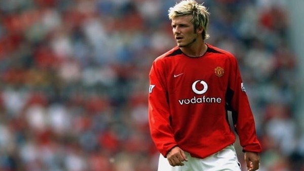 David Beckham'ın unutulmaz frikiği