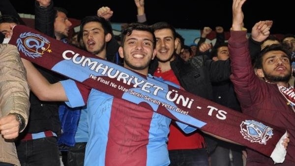 Trabzonspor'dan vefalı taraftara jest