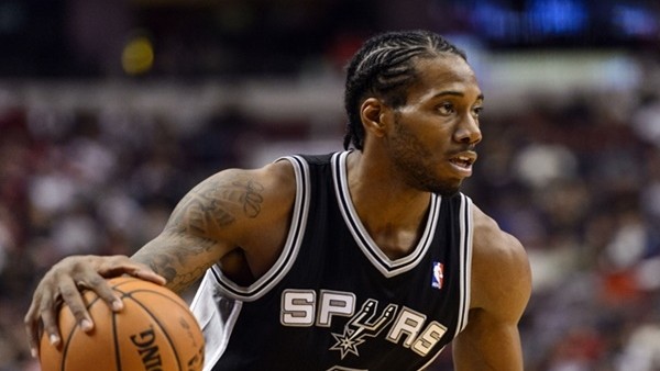 Kawhi Leonard 20 sayıyla çoştu